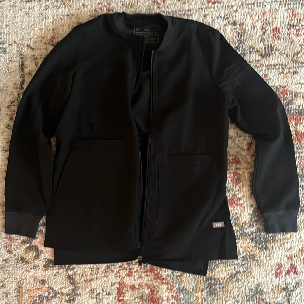 FIGS Black Scrub Jacket Bellery xs